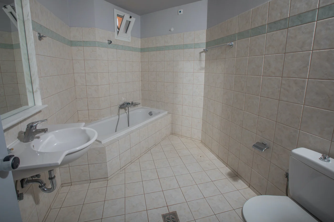 09 - 2 Bedroom Apartment Skala Kefalonia