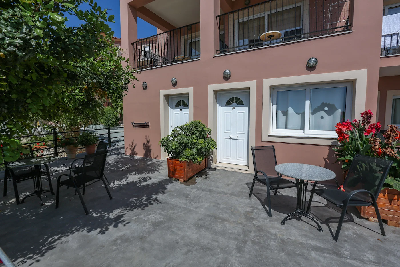 17 - Triple Studio Skala Kefalonia